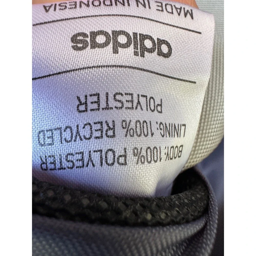Adidas Defender IV Medium Gym Training Duffel Bag Silver Gray Padded Handles NWT